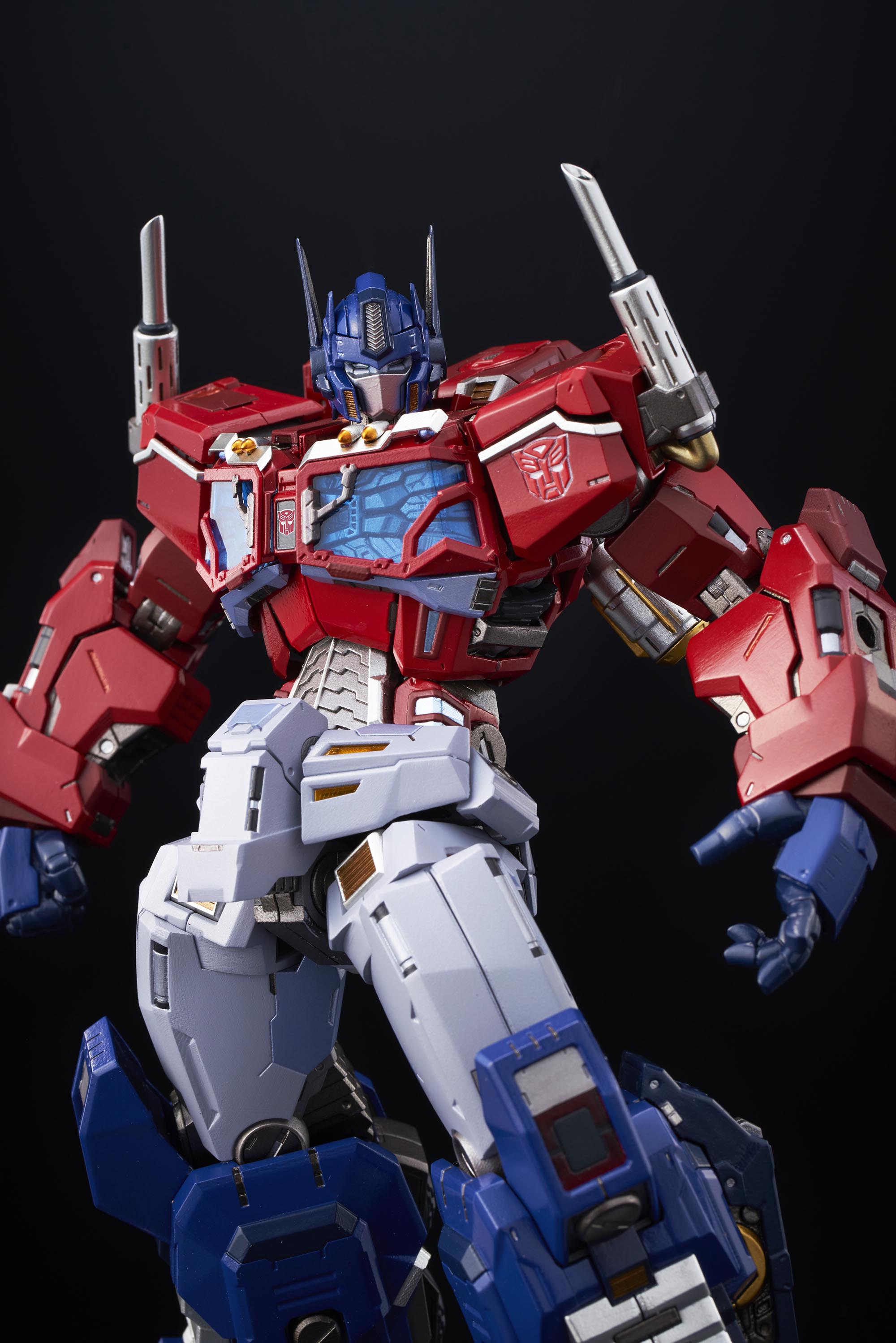 [KURO KARA KURI]#04 Optimus Prime (Reissue)