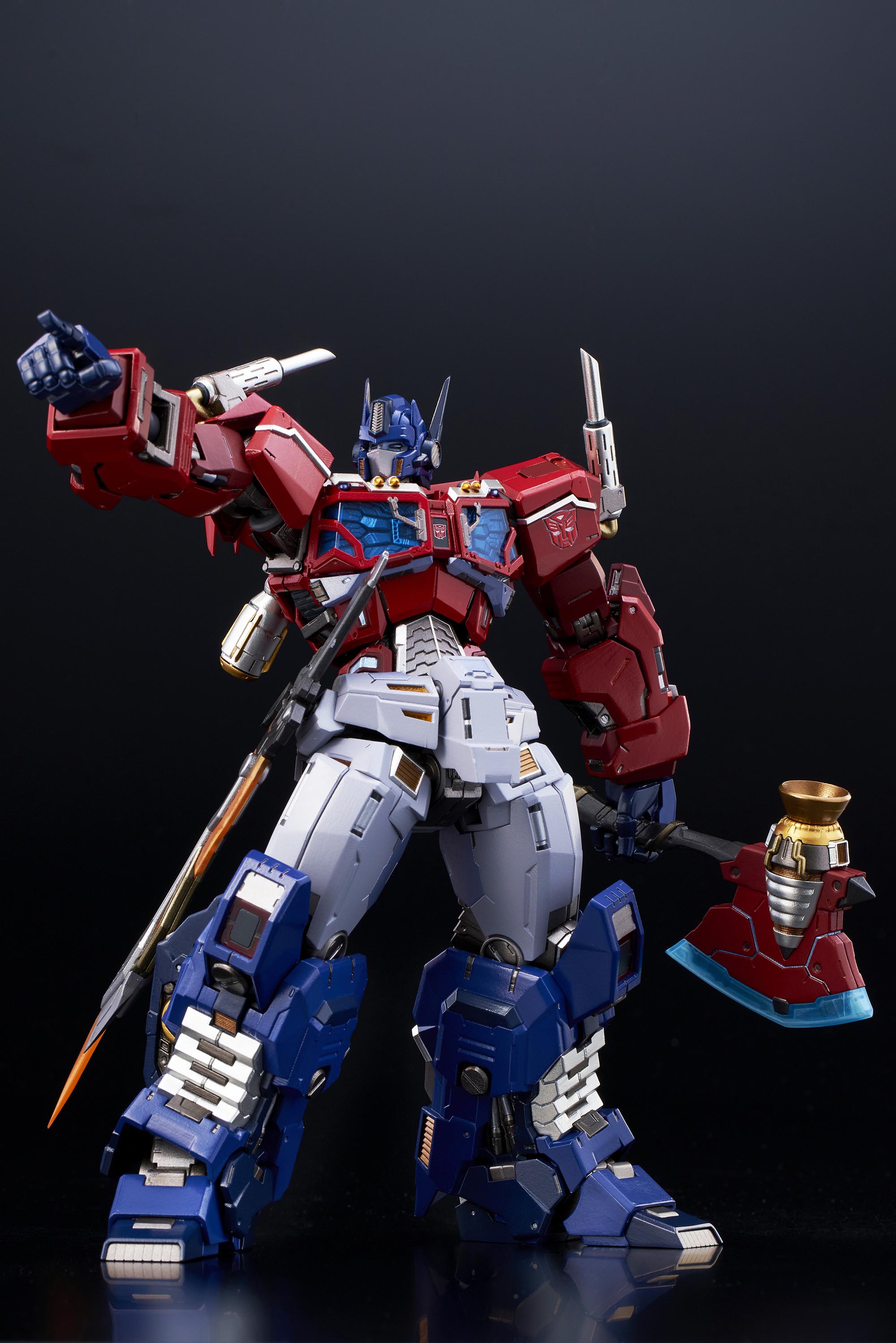 [KURO KARA KURI]#04 Optimus Prime (Reissue)