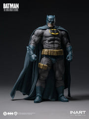 Batman: The Dark Knight Returns - Batman (Blue Suit) Action Figure / 《蝙蝠俠：黑暗騎士歸來》——蝙蝠俠（藍色戰衣）可動人偶