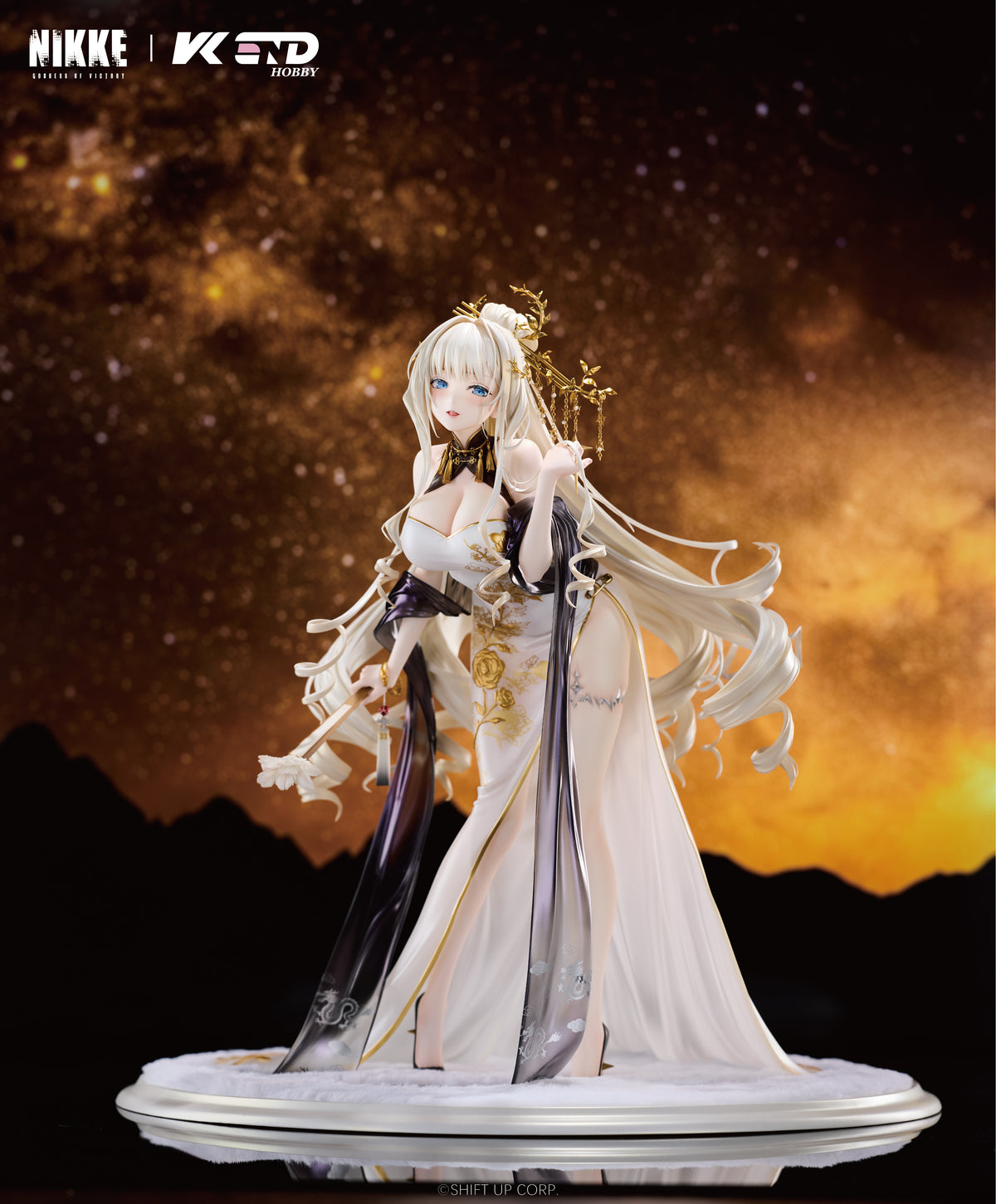 GODDESS OF VICTORY: NIKKE Crown: Glorious Flower / 勝利女神：NIKKE 皇冠：燦爛之花 (附特典：徽章)