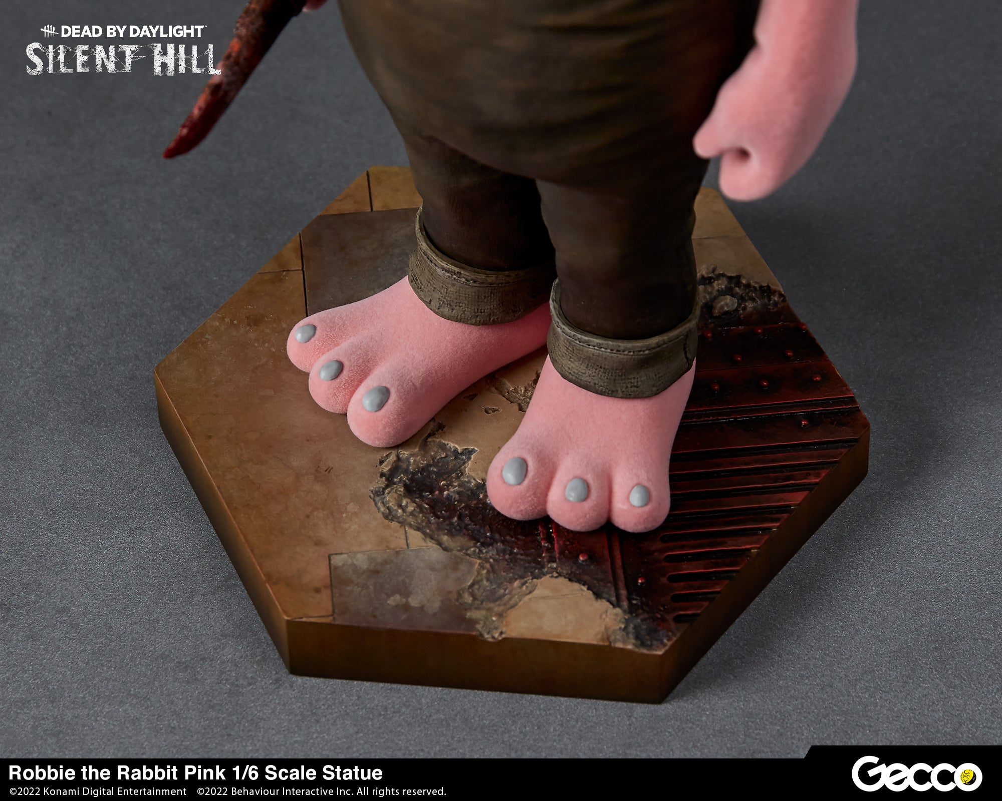 SILENT HILL x Dead by Daylight, Robbie the Rabbit Pink 1/6 Scale Statue